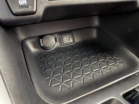 Used 2024 Toyota RAV4 XLE image 19