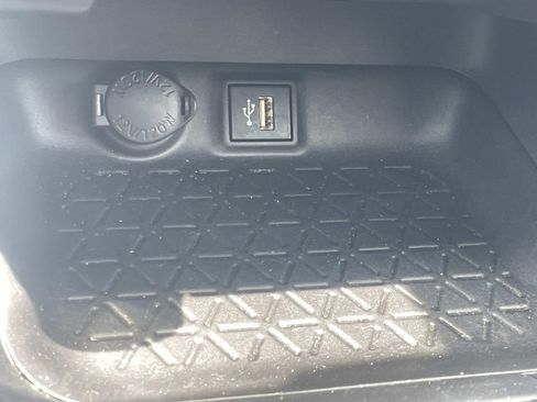 Used 2023 Toyota RAV4 XLE w/ Convenience Package FWD image 19