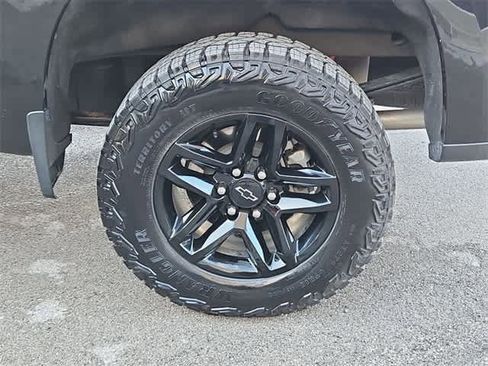 Used 2024 Chevrolet Silverado 1500 LT Trail Boss w/ Protection Package image 14
