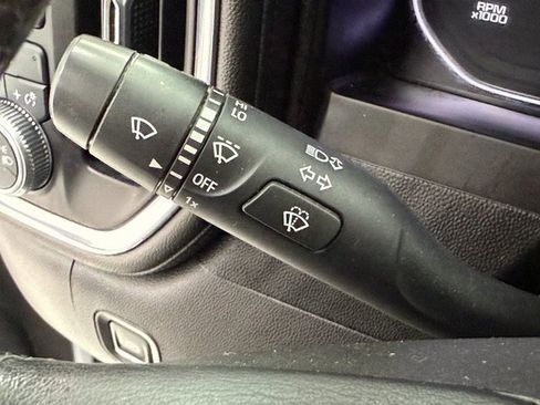 Used 2021 GMC Sierra 1500 SLE w/ Driver Alert Package I image 15