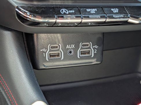 Used 2025 Dodge Durango GT AWD/4WD image 20