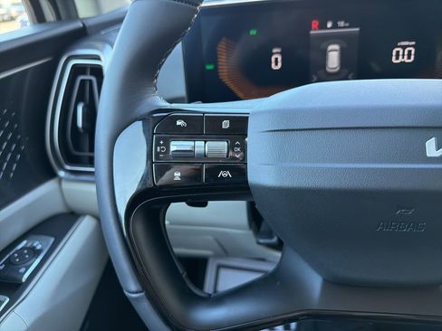 New 2026 Kia Sorento EX AWD/4WD image 32