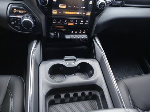Used 2024 RAM 1500 Big Horn AWD/4WD image 37