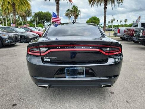 Used 2023 Dodge Charger SXT RWD image 6