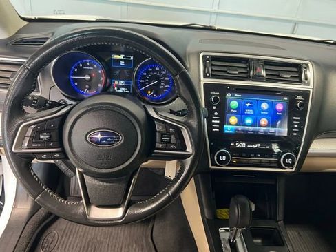 Used 2019 Subaru Outback 2.5i Premium image 8
