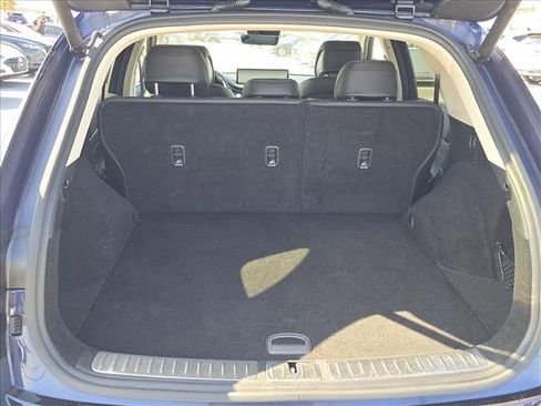 Used 2025 Genesis GV70 2.5T image 13