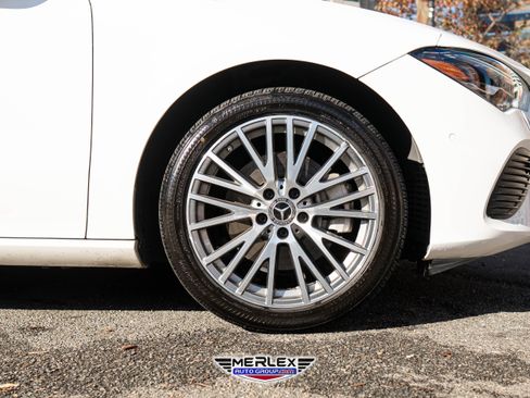 Used 2025 Mercedes-Benz CLA 250 image 10
