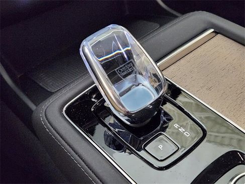 New 2026 Volvo XC90 B6 Plus w/ Protection Package Premier image 20