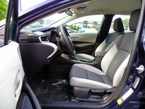 Used 2023 Toyota Corolla LE FWD image 14