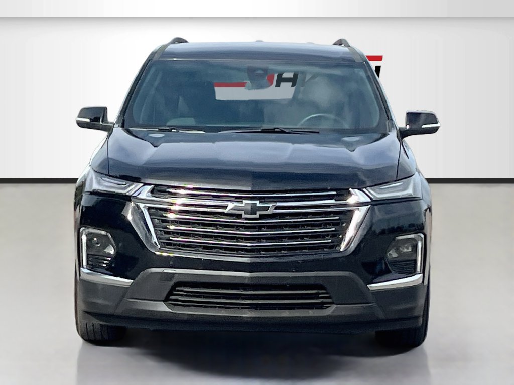 Used 2024 Chevrolet Traverse LT AWD/4WD image 2