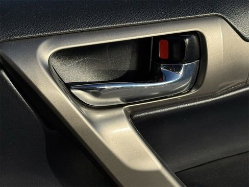 Used 2018 Lexus GX 460 Premium w/ Premium Package image 23