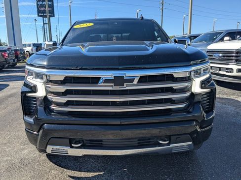 Used 2022 Chevrolet Silverado 1500 High Country w/ High Country Premium Package image 10