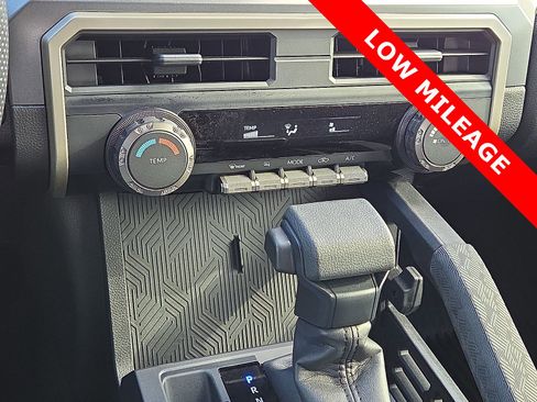Used 2025 Toyota Tacoma SR5 image 19