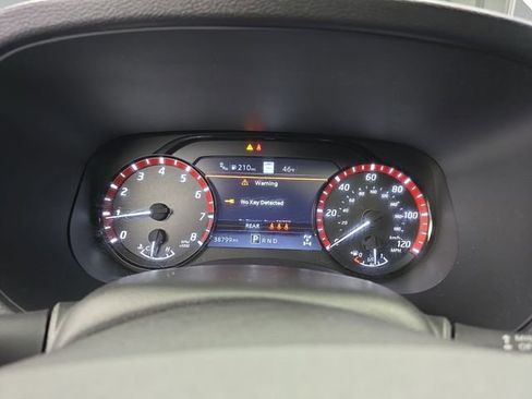 Used 2023 Nissan Frontier PRO-4X w/ Pro-4X Premium Package image 27