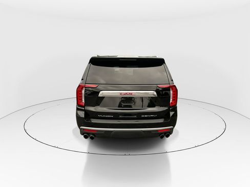 Used 2024 GMC Yukon XL Denali AWD/4WD image 7