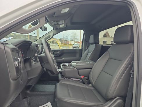 Used 2025 GMC Sierra 1500 Pro w/ Pro Value Package image 6