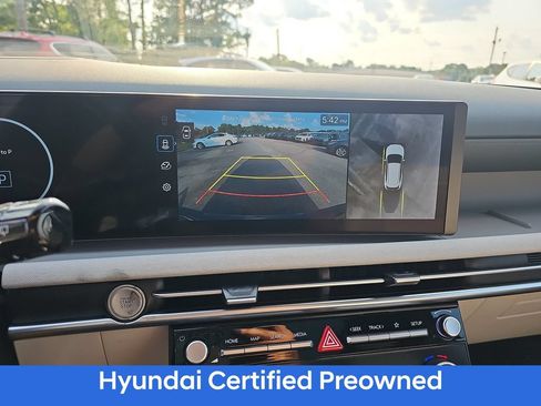 Certified 2025 Hyundai Tucson Limited FWD image 21