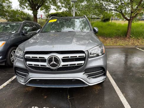 Used 2023 Mercedes-Benz GLS 450 4MATIC image 2