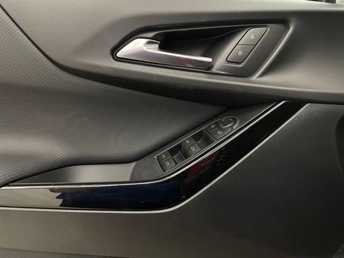 New 2026 Chevrolet Equinox LT AWD/4WD image 9