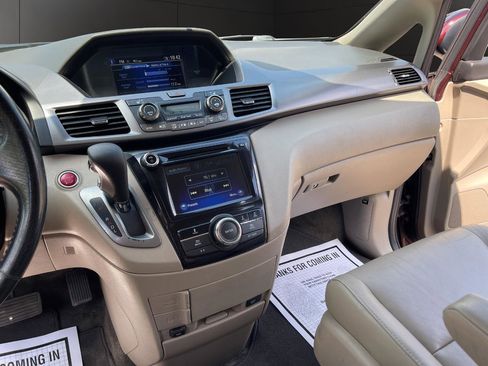 Used 2014 Honda Odyssey EX-L image 15