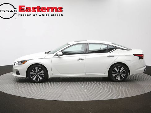Used 2022 Nissan Altima 2.5 SV w/ SV Premium Package FWD image 59