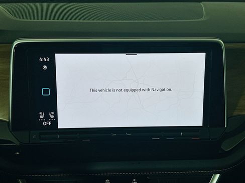 Used 2025 Volkswagen Atlas SE image 22