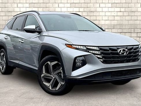 Used 2024 Hyundai Tucson SEL w/ Convenience Package AWD/4WD image 3