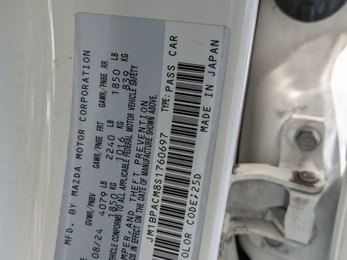Used 2025 MAZDA MAZDA3 s FWD image 31
