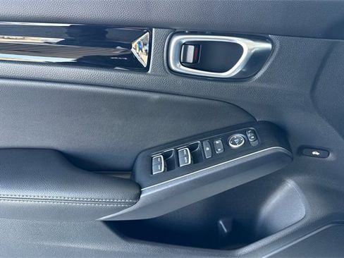 Certified 2023 Honda Civic Touring image 12