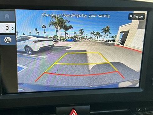 Certified 2025 Hyundai Elantra Sport image 19