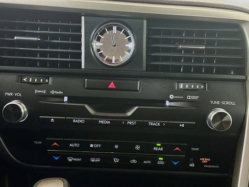 Used 2018 Lexus RX 350L w/ Premium Package image 24