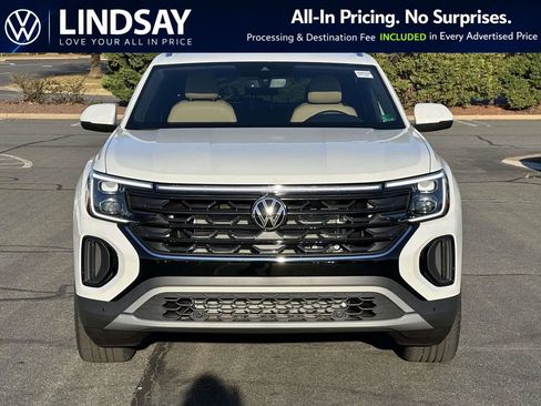 New 2026 Volkswagen Atlas Cross Sport SE AWD/4WD image 3