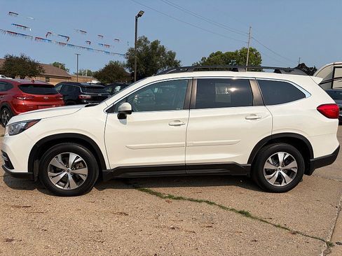 Used 2021 Subaru Ascent Premium w/ Convenience Package AWD/4WD image 5