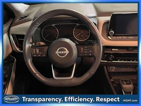 Used 2023 Nissan Rogue SV w/ SV Premium B Package AWD/4WD image 14