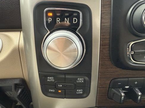 Used 2016 RAM 1500 Laramie w/ Convenience Group image 27