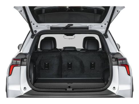 Used 2026 Chevrolet Equinox LT FWD image 14