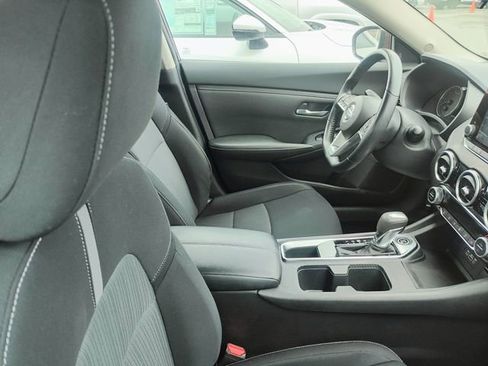 Used 2020 Nissan Sentra SV image 5