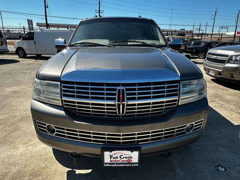 Used 2012 Lincoln Navigator 2WD image 8