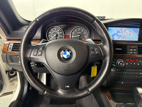 Used 2012 BMW 335i Convertible w/ M Sport Pkg image 24
