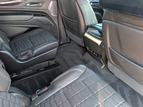 Certified 2023 Cadillac Escalade ESV Sport Platinum image 24