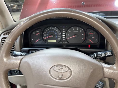 Used 2000 Toyota Land Cruiser AWD/4WD image 90
