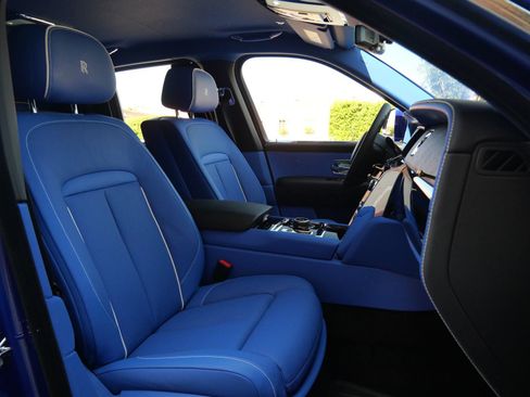 Certified 2023 Rolls-Royce Cullinan w/ Cullinan Package AWD/4WD image 42