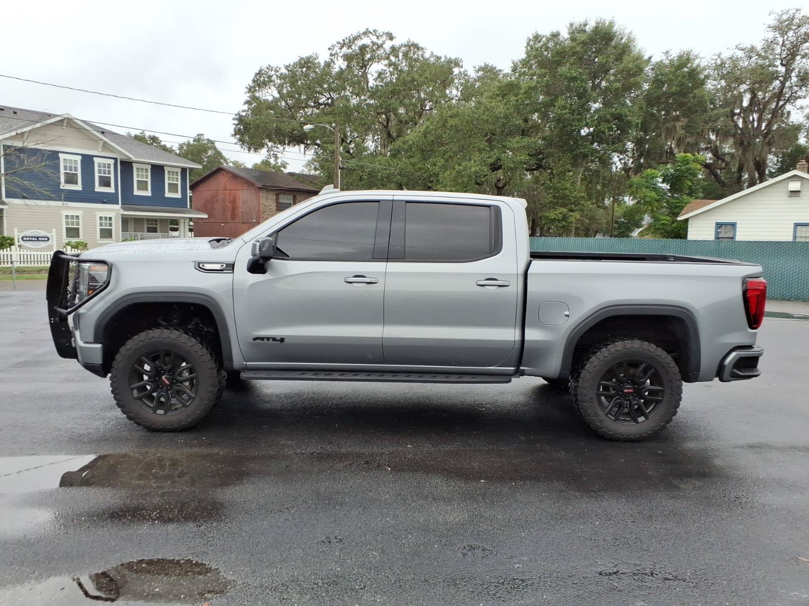 Used 2024 GMC Sierra 1500 AT4 w/ AT4 Premium Package AWD/4WD image 2