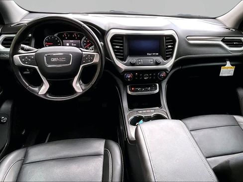 Used 2021 GMC Acadia SLT w/ LPO, Floor Liner Package FWD image 16