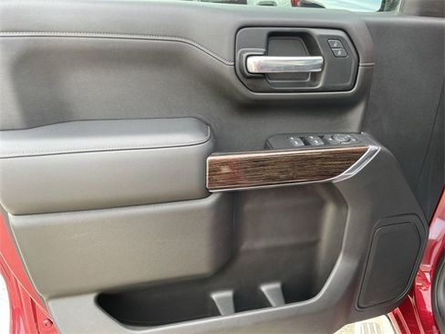 Used 2020 GMC Sierra 1500 SLE w/ SLE Value Package image 12