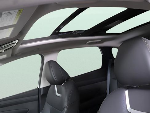 New 2025 Hyundai Tucson Limited FWD image 17