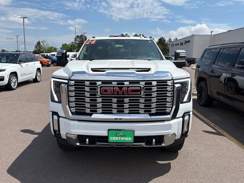 Used 2024 GMC Sierra 3500 Denali w/ Denali Reserve Package AWD/4WD image 8