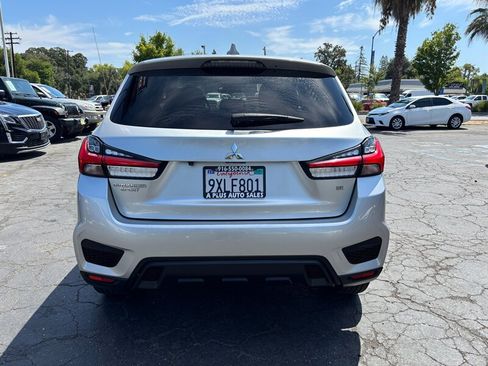 Used 2021 Mitsubishi Outlander Sport SE AWD/4WD image 4