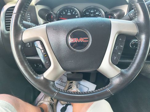 Used 2011 GMC Sierra 1500 SLE w/ Power Tech Package AWD/4WD image 22