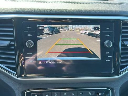 Used 2022 Volkswagen Atlas SE image 12